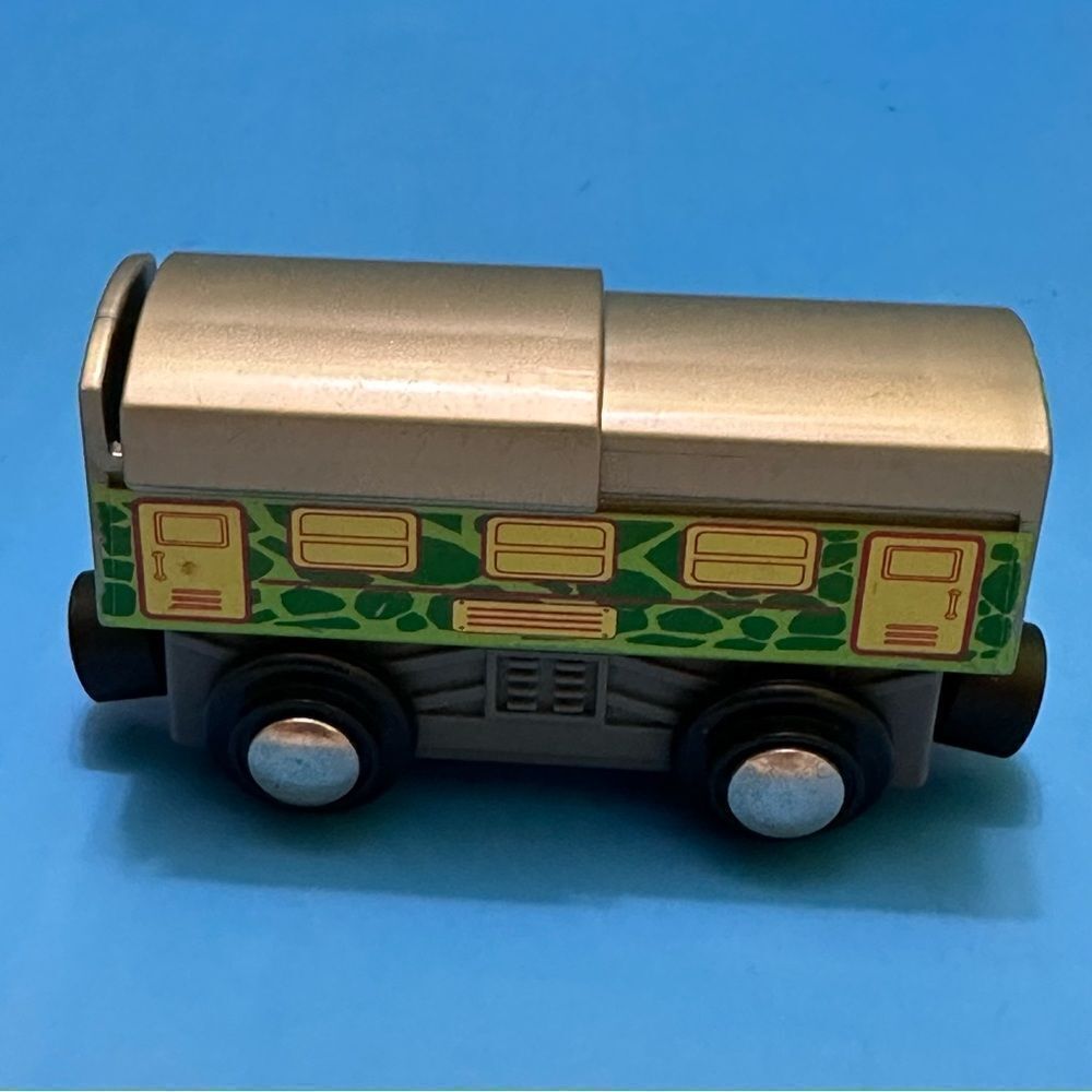 Geoffrey Inc vintage train